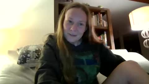 Snapshot of skywinters chatting on September 21, 12:31 am Sky Winters online show from September 21, 12:31 am