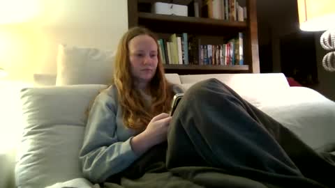 Snapshot of skywinters chatting on September 22, 12:42 am Sky Winters online show from September 22, 12:42 am