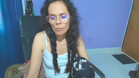 SlaveFuck online show from April 21, 10:06 pm