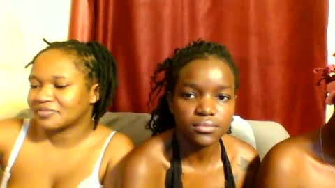 sleek_ass online show from February 24, 4:15 pm