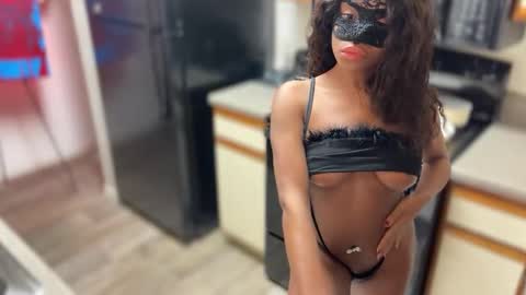 Snapshot of slimaddictionxxx chatting on February 21, 4:29 am Barbie Stylebender online show from February 21, 4:29 am