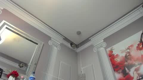 Paola  online show from November 18, 12:11 am