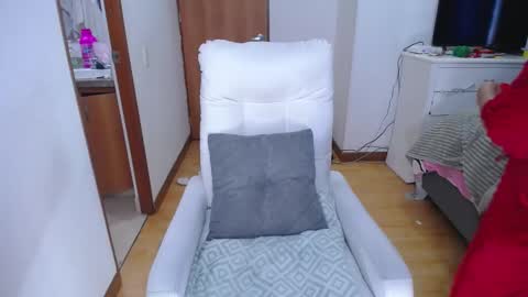 Slutdirtyxxx online show from February 2, 3:17 pm