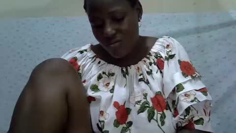 slutmeoutbb online show from September 13, 6:05 pm