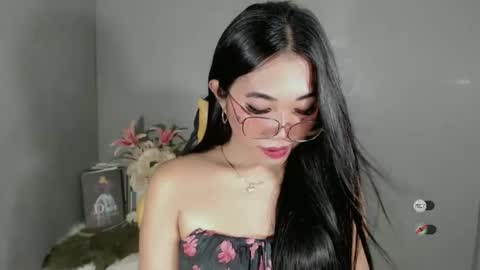 Snapshot of slutty_shanin chatting on January 9, 1:08 am SHANIN online show from January 9, 1:08 am