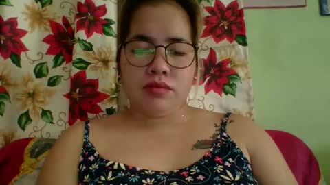 Lovewella online show from November 8, 1:43 am