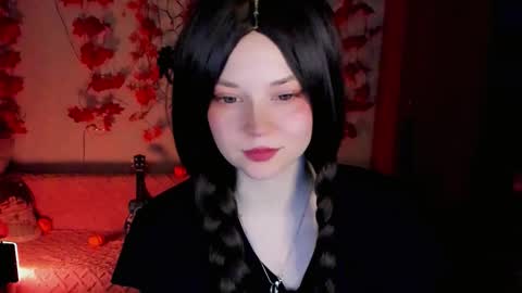 smallimpmeili online show from October 12, 5:26 pm