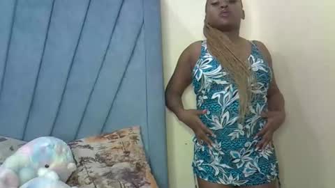 smiley_berry online show from September 25, 10:29 pm