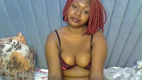 smiley_berry online show from September 10, 3:56 pm