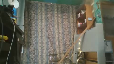 Smokie Cumbull online show from January 1, 2:09 am