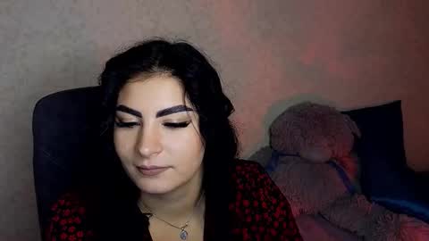 Snapshot of snickertail chatting on October 15, 5:48 pm Olivia online show from October 15, 5:48 pm