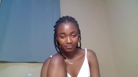 Snowie eyes online show from November 5, 9:53 pm