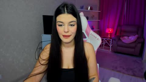 snowingwinter online show from April 2, 11:51 am