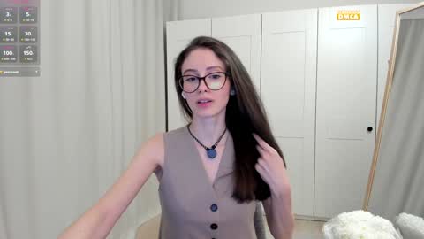Snapshot of snowww_white chatting on September 21, 5:55 pm Ann online show from September 21, 5:55 pm