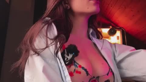 S online show from November 27, 6:44 pm