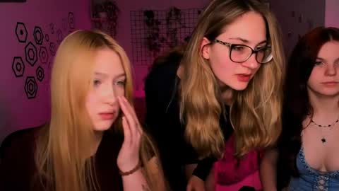 so_hot_rosalie online show from May 4, 7:39 pm