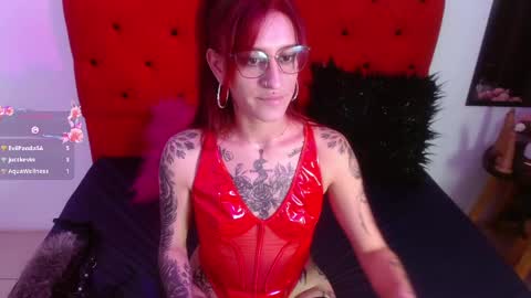 Snapshot of sofi_f_w chatting on March 7, 10:54 pm Sofi online show from March 7, 10:54 pm
