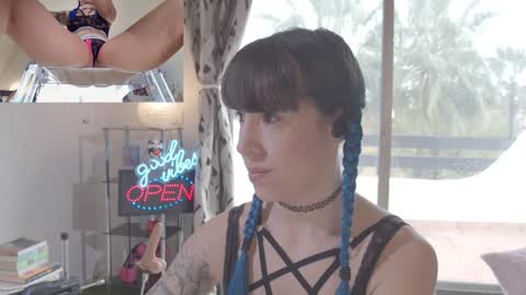 Snapshot of sofi_mora chatting on March 10, 2:26 pm Sofi Mora online show from March 10, 2:26 pm