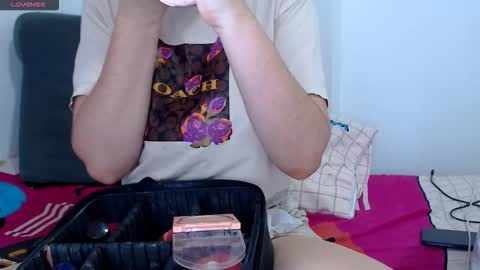 sofi rojas online show from January 16, 8:54 am