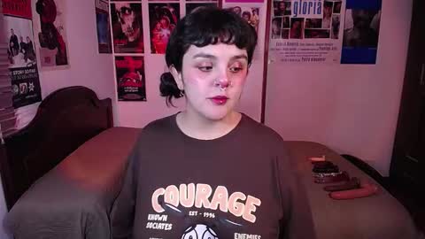 Sofi online show from February 25, 10:52 pm