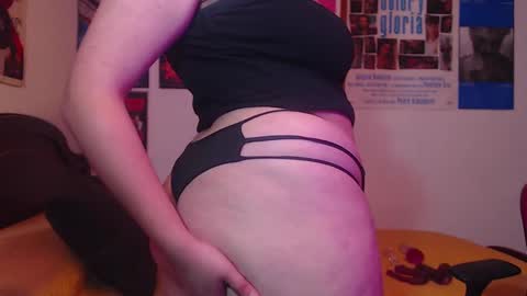 Sofi online show from February 22, 4:26 pm