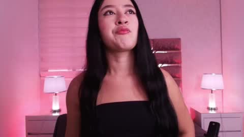 sofia gomes online show from June 1, 11:56 am