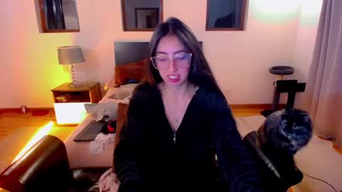 SOFIA online show from December 16, 1:10 am