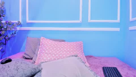 SOFI  online show from October 3, 9:20 pm