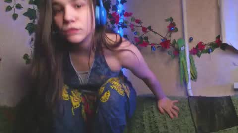 Snapshot of sofiberg chatting on October 5, 10:48 pm SofiBerg online show from October 5, 10:48 pm