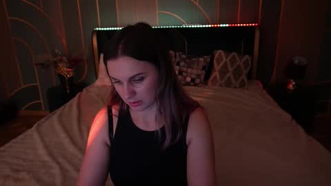 Sofi online show from November 16, 8:20 pm