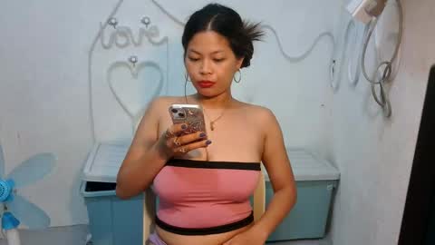 sofie_loorexx online show from May 11, 4:48 pm