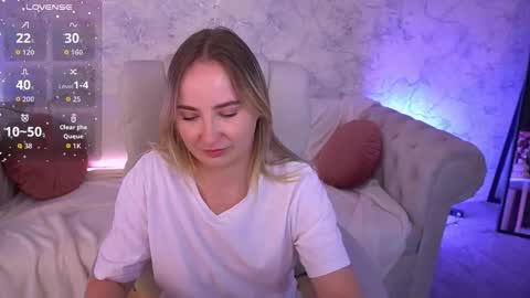 Sofie online show from September 13, 11:13 pm