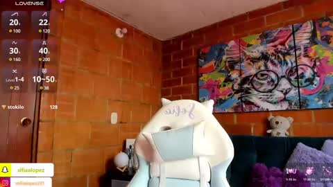 Sofi. G online show from December 12, 3:59 pm