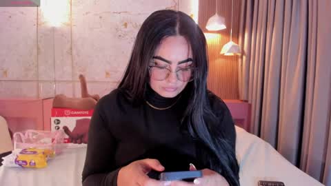 sofiia online show from June 1, 7:48 pm