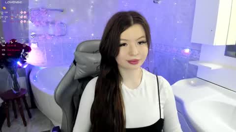 Snapshot of sofiyamil chatting on October 21, 3:21 am sofiyamil online show from October 21, 3:21 am