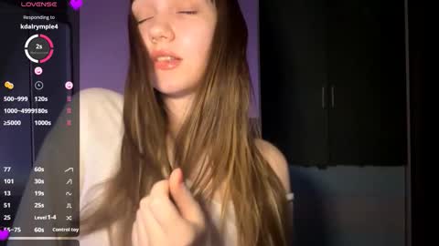 Ellie online show from February 12, 2:30 pm