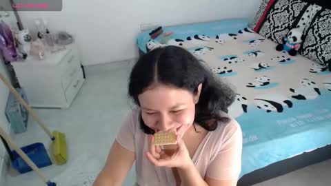 sonialatin69 online show from February 26, 1:10 pm