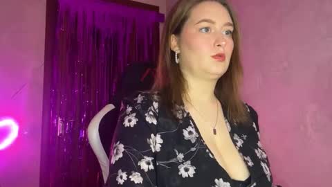 OksiFels online show from December 4, 11:05 pm