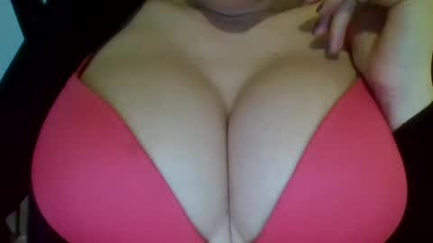 Snapshot of sonnyalee chatting on February 8, 10:29 am Sonnya online show from February 8, 10:29 am