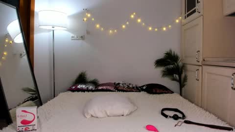 SONIA online show from January 27, 2:02 pm