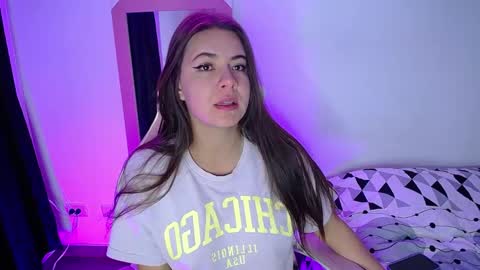 sophi_oo online show from November 7, 2:50 am