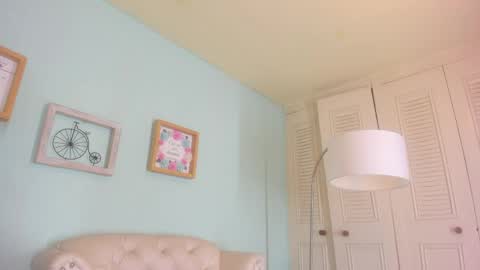 sophia_duarte_ online show from June 1, 11:45 am