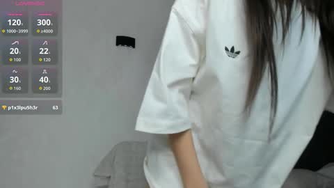 QUEEN OF SQUIRT online show from March 6, 11:44 pm