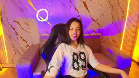 Snapshot of sophiadoll_tf chatting on September 18, 8:29 pm sophiadoll_tf online show from September 18, 8:29 pm