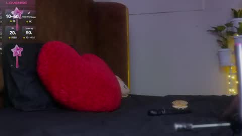 Sophia online show from April 16, 9:39 pm