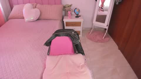    online show from February 13, 12:21 pm