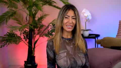 Sophie online show from September 22, 3:16 am