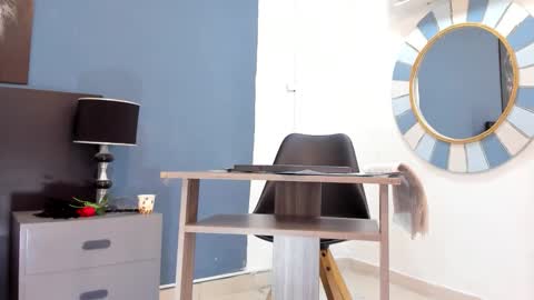 Sophia online show from November 7, 9:09 pm