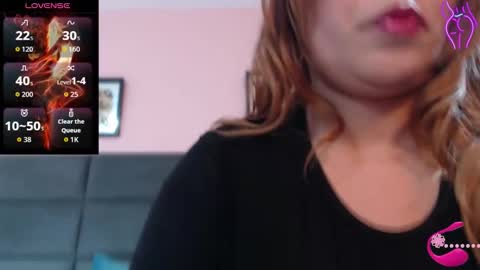Snapshot of sophiaqueens chatting on September 21, 9:24 pm Sophia online show from September 21, 9:24 pm