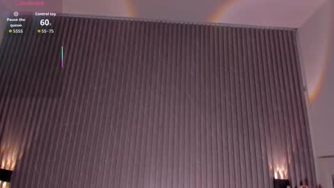 sophicollins online show from January 17, 11:18 am